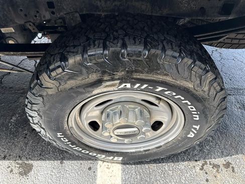 Used 2022 Ford F250 XL w/ Power Equipment Group image 12