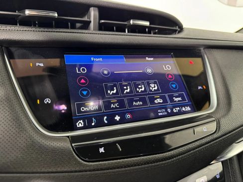 Used 2023 Cadillac XT6 Luxury AWD/4WD image 19