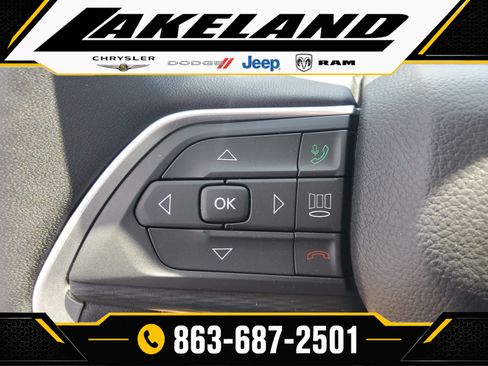 Used 2024 Jeep Grand Cherokee L Altitude RWD image 16