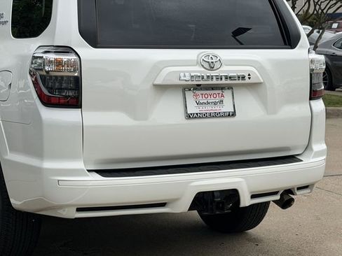 Certified 2022 Toyota 4Runner TRD Sport image 6