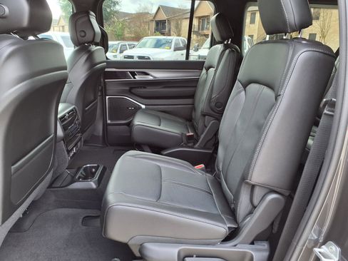 New 2026 Jeep Grand Wagoneer L 4WD image 13