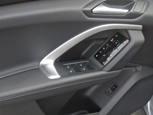 Used 2025 Audi Q5 Premium Plus w/ Premium Plus image 12