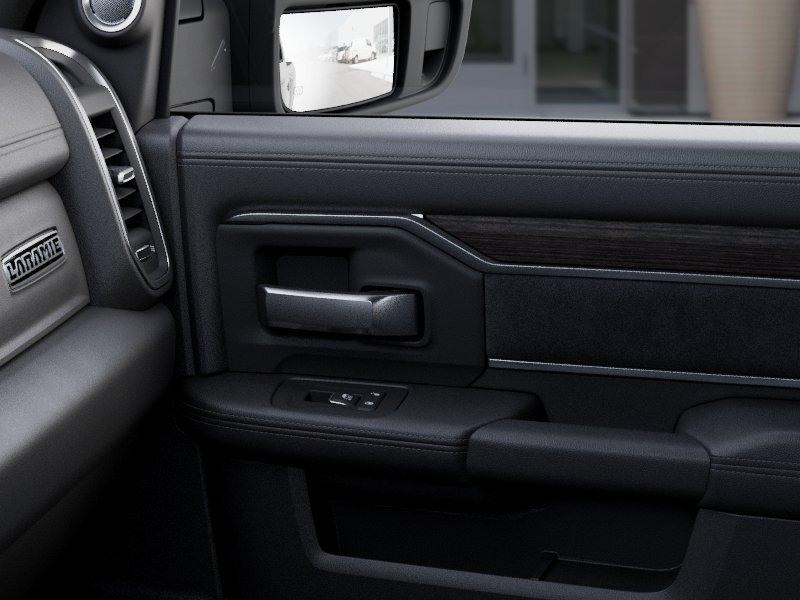 New 2026 RAM 3500 Laramie AWD/4WD image 25