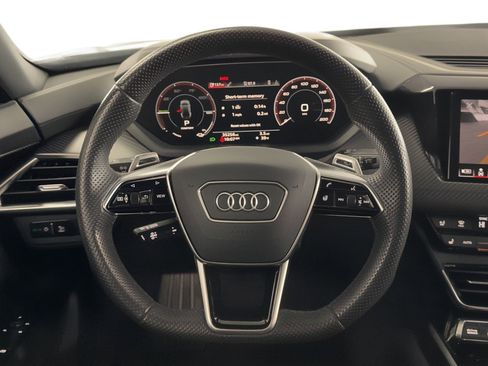Used 2022 Audi e-tron GT Prestige w/ Prestige Package image 20