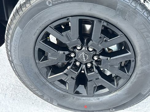 New 2026 Nissan Frontier SV image 9