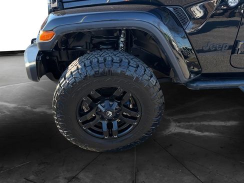 Used 2020 Jeep Gladiator Sport w/ Quick Order Package 24S image 14