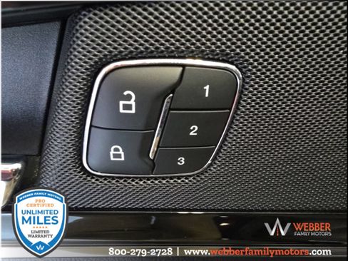 Used 2023 Lincoln Nautilus Reserve w/ Luxury Package AWD/4WD image 20