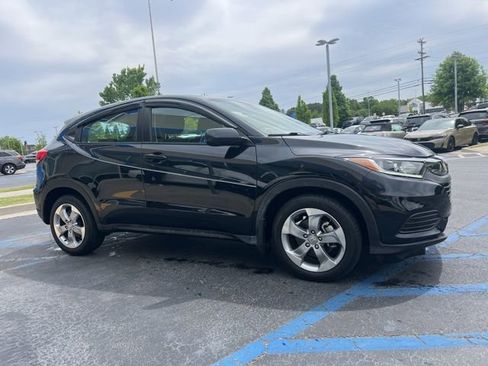 Used 2021 Honda HR-V LX image 4