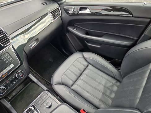 Used 2019 Mercedes-Benz GLS 450 4MATIC w/ Premium 1 Package image 17