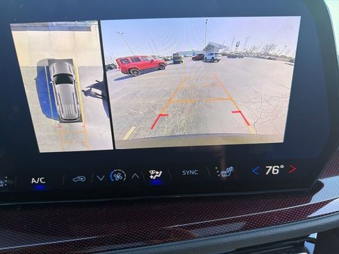 Used 2025 Chevrolet Traverse Z71 w/ Enhanced Driving Package image 13