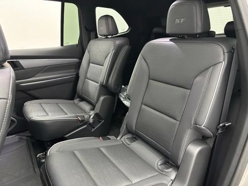 New 2026 Buick Enclave Sport Touring w/ Power Package AWD/4WD image 44