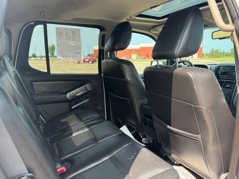 Used 2009 Ford Explorer Sport Trac Adrenalin AWD/4WD image 28
