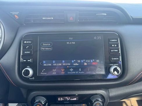 Used 2024 Nissan Kicks SR image 19