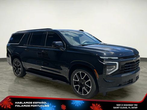 New 2026 Chevrolet Suburban RST w/ Advanced Technology Package AWD/4WD image 8