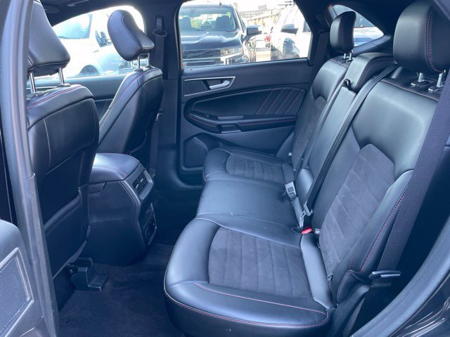 Used 2020 Ford Edge ST-Line AWD/4WD image 24