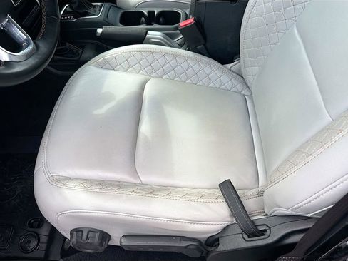 Used 2021 Jeep Wrangler Unlimited Sahara image 21