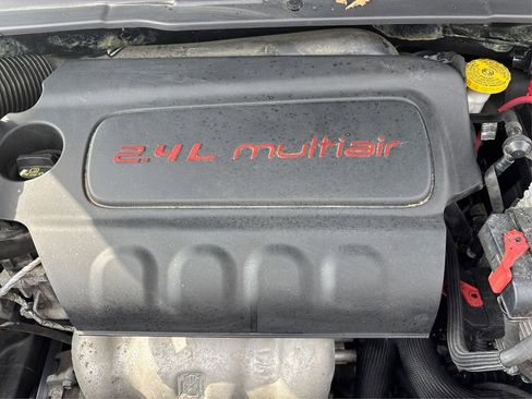 Used 2021 Jeep Compass Latitude w/ Convenience Group AWD/4WD image 13