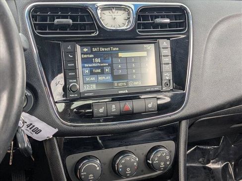 Used 2014 Chrysler 200 S image 16