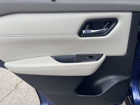 Certified 2023 Nissan Rogue SL w/ SL Premium Package FWD image 20