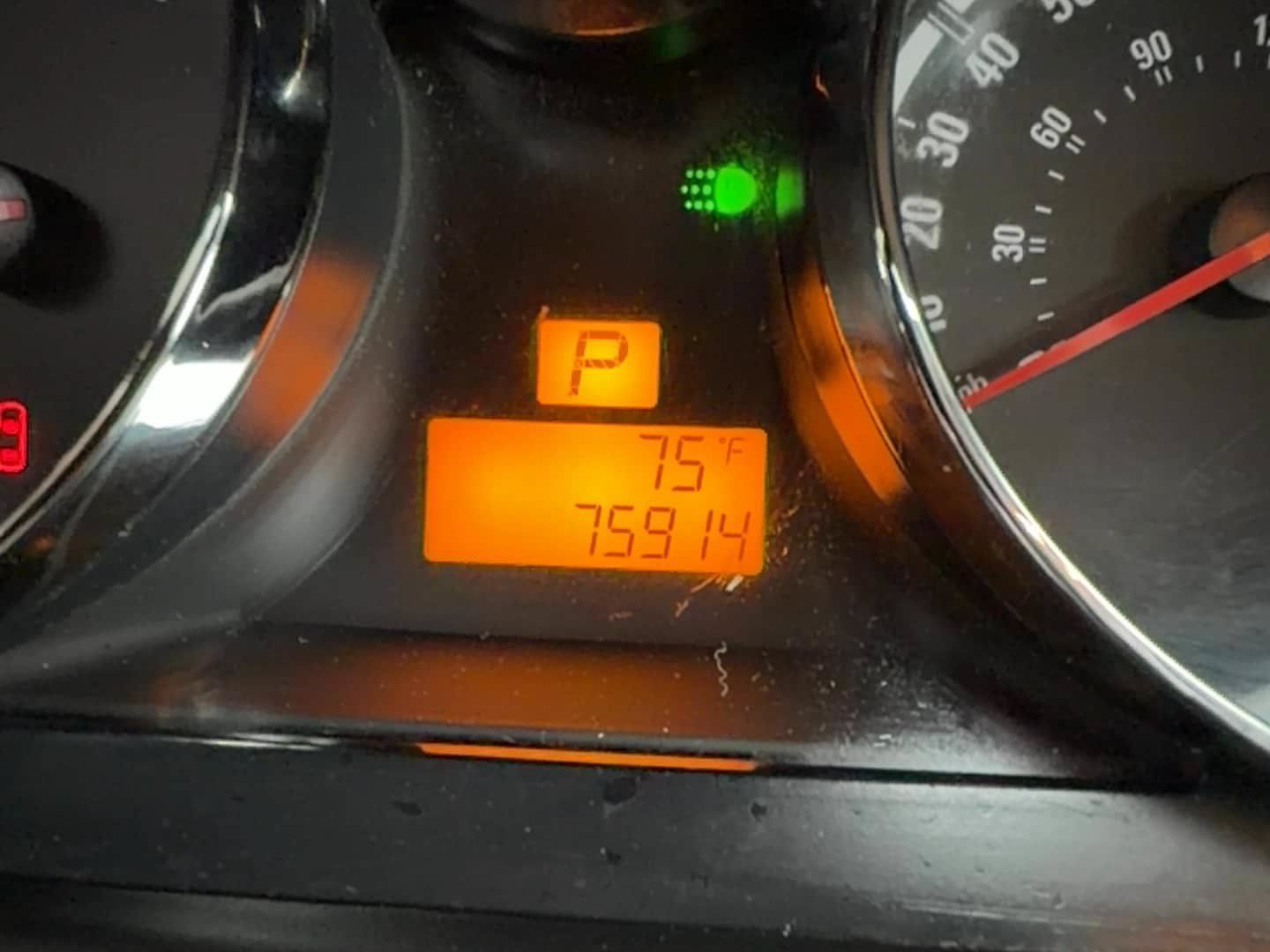 Used 2008 Saturn Vue XR FWD image 7