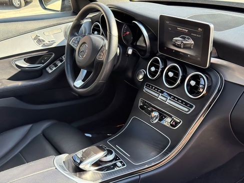 Used 2018 Mercedes-Benz C 300 4MATIC Sedan image 9