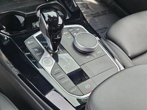 Used 2024 BMW X3 sDrive30i w/ Premium Package image 13