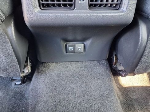 Used 2025 Toyota Camry SE FWD image 19