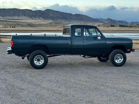 Used 1992 Dodge D/W Truck 250 image 22
