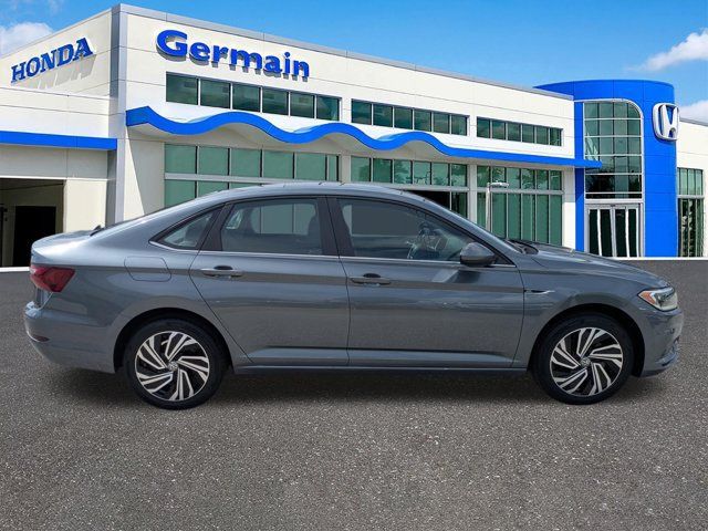 Used 2021 Volkswagen Jetta SEL FWD image 4