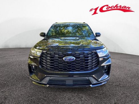 New 2026 Ford Explorer ST-Line w/ ST-Line Street Pack image 2