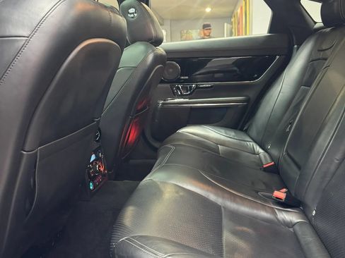 Used 2015 Jaguar XJ RWD image 28