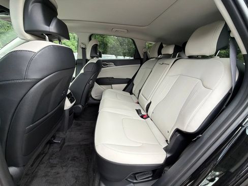 Used 2026 Kia Sportage EX w/ EX Panoramic Sunroof Package AWD/4WD image 15