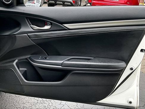 Used 2019 Honda Civic EX image 26