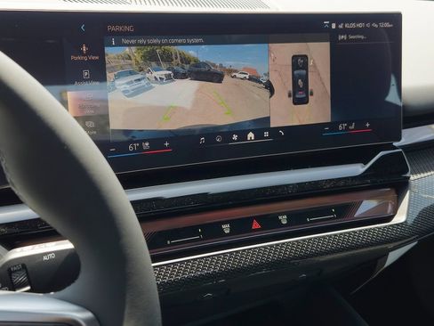 New 2027 BMW i5 eDrive40 w/ M Sport Package RWD image 13