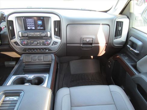 Used 2017 GMC Sierra 1500 SLT image 17