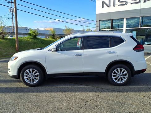 Used 2017 Nissan Rogue SV AWD/4WD image 8