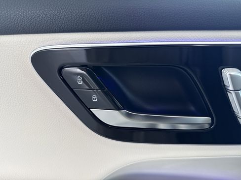 Certified 2026 Mercedes-Benz GLC 300 GLC 300 image 19