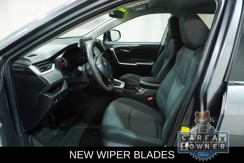 Used 2020 Toyota RAV4 XLE w/ All Weather Liner Package AWD/4WD image 2