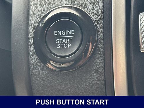 Used 2025 Ford Expedition Active AWD/4WD image 31
