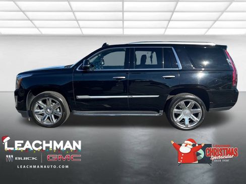 Used 2019 Cadillac Escalade Luxury image 8