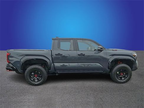 Used 2025 Toyota Tacoma TRD Pro image 4