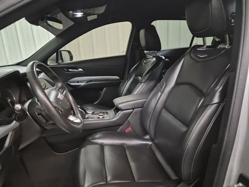 Used 2021 Cadillac XT4 Premium Luxury w/ Cold Weather Package image 12
