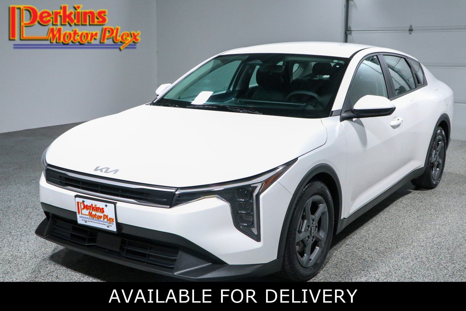 Used 2025 Kia K4 FWD image 1