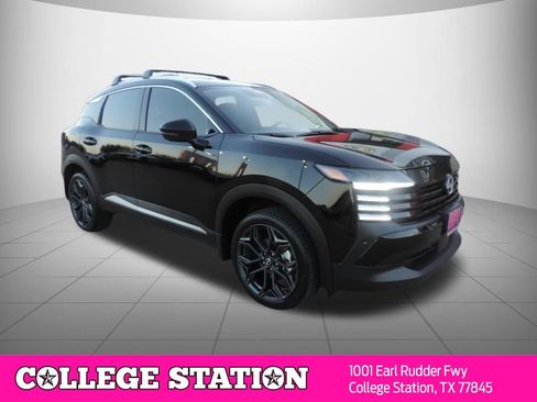 Certified 2026 Nissan Kicks SR w/ SR Premium Package FWD image 3