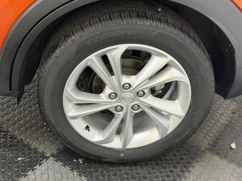 Used 2023 Buick Encore GX Preferred w/ Cold Weather Comfort Package FWD image 15