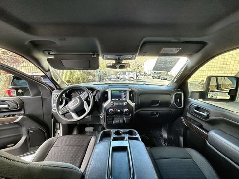 Used 2022 GMC Sierra 2500 SLE w/ SLE Convenience Package AWD/4WD image 12