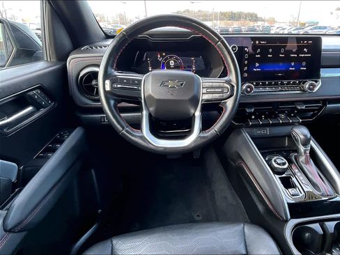 Used 2023 Chevrolet Colorado Z71 w/ Z71 Convenience Package 2 image 16