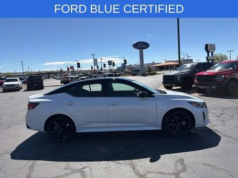 Used 2024 Nissan Sentra SR FWD image 4