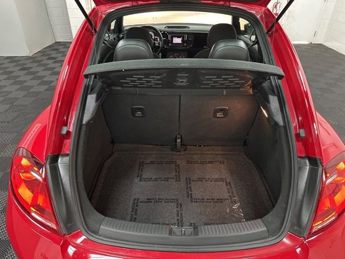 Used 2019 Volkswagen Beetle 2.0T S image 30
