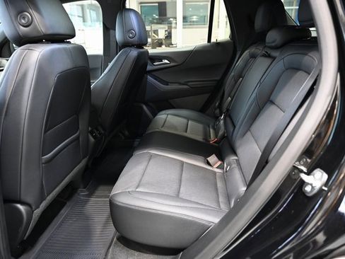 New 2026 Chevrolet Equinox LT image 11